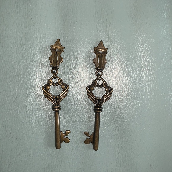 Moschino Skeleton Key Clip-On Earrings - Picture 3 of 6